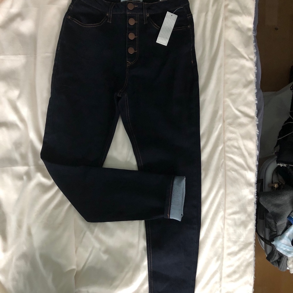 NWT-No Boundaries Hi Rise Buttonfly Jeans Size 7
